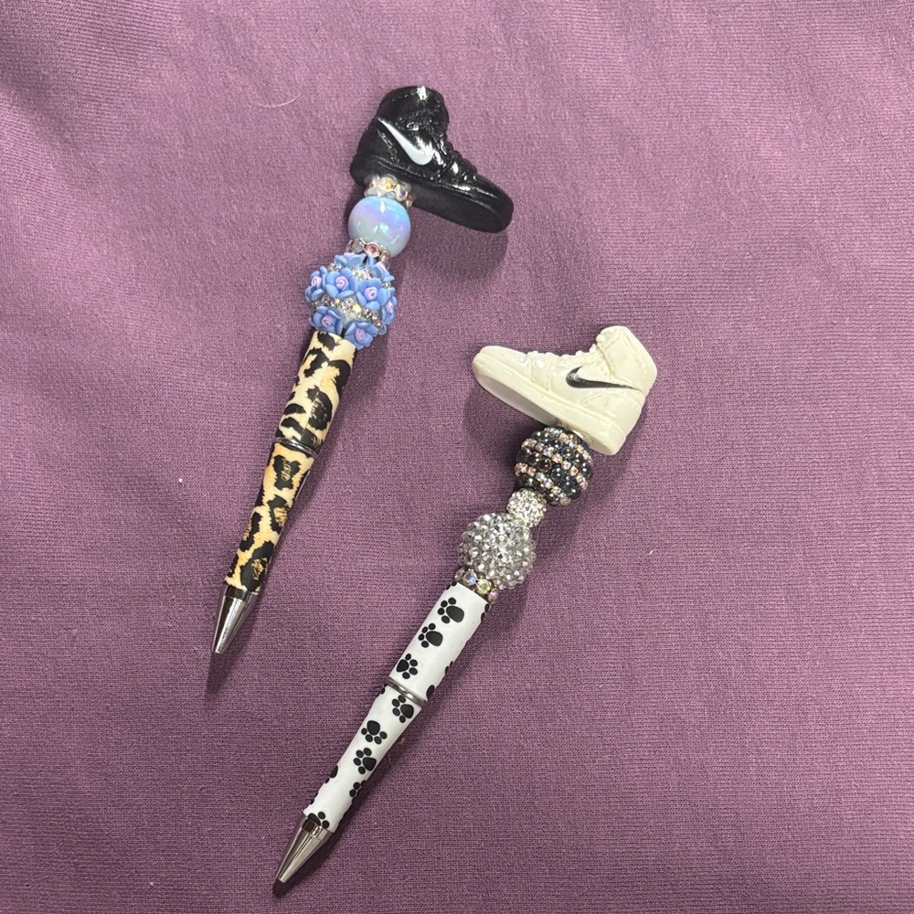 Nike Black and Cream Sneaker Pen Set